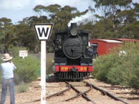 NM25 arriving at Woolshed Flat